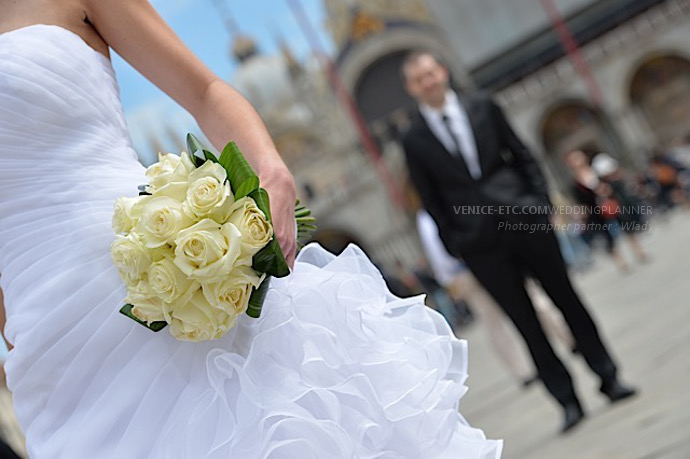 Bouquet de fleurs dans un mariage à Venise