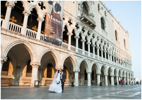 Symbolic wedding venice