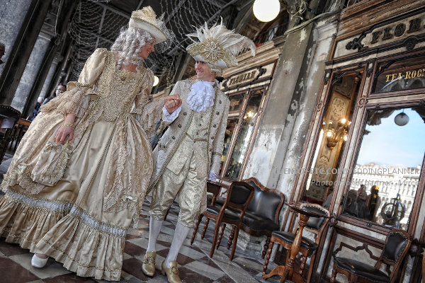 masquerade wedding in venice 22