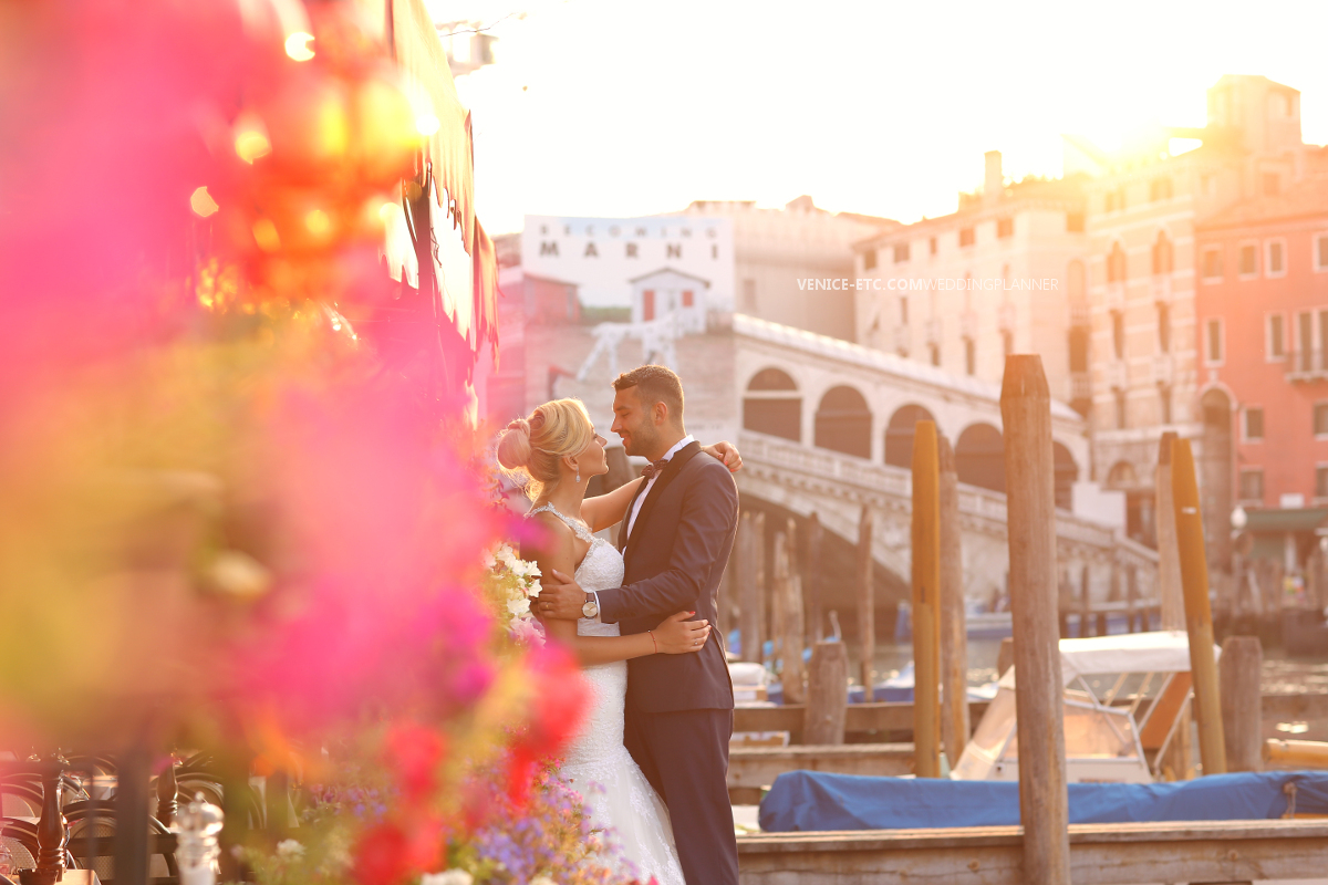 marriage romantic venice
